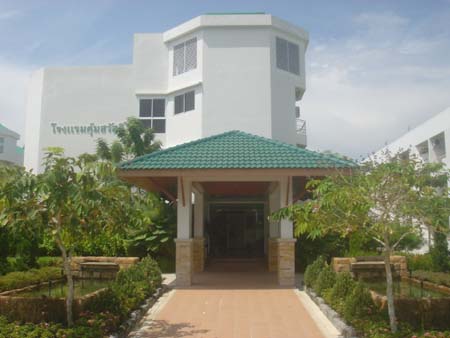 Hotel-01